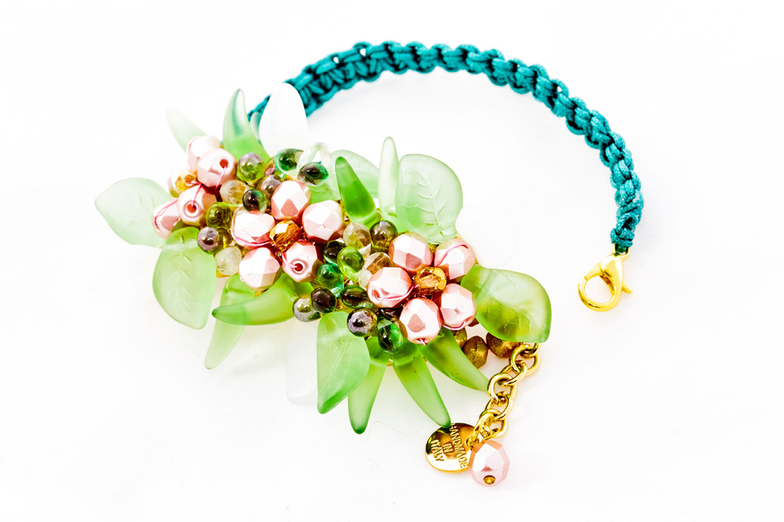 BraceletFlowersPinkListcordGreen2018PE45_ov