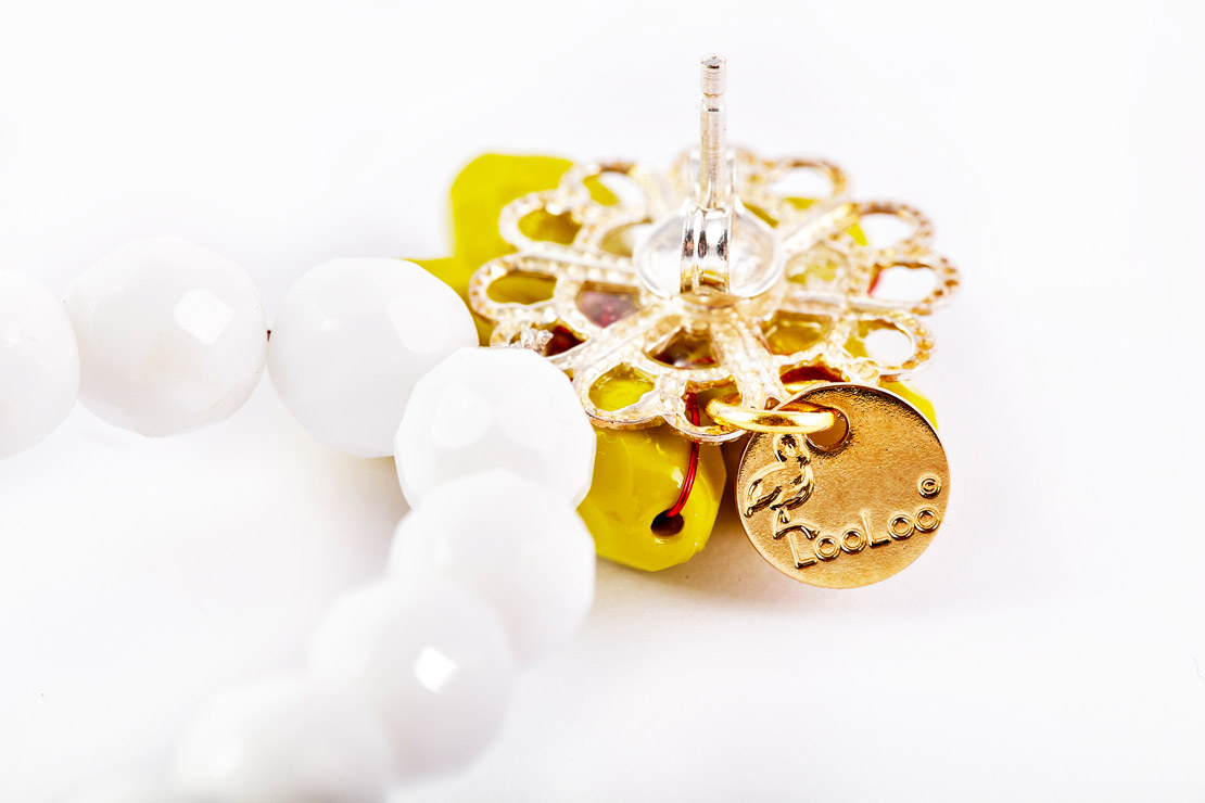 EarSS18FlowerWhitePist_Perno