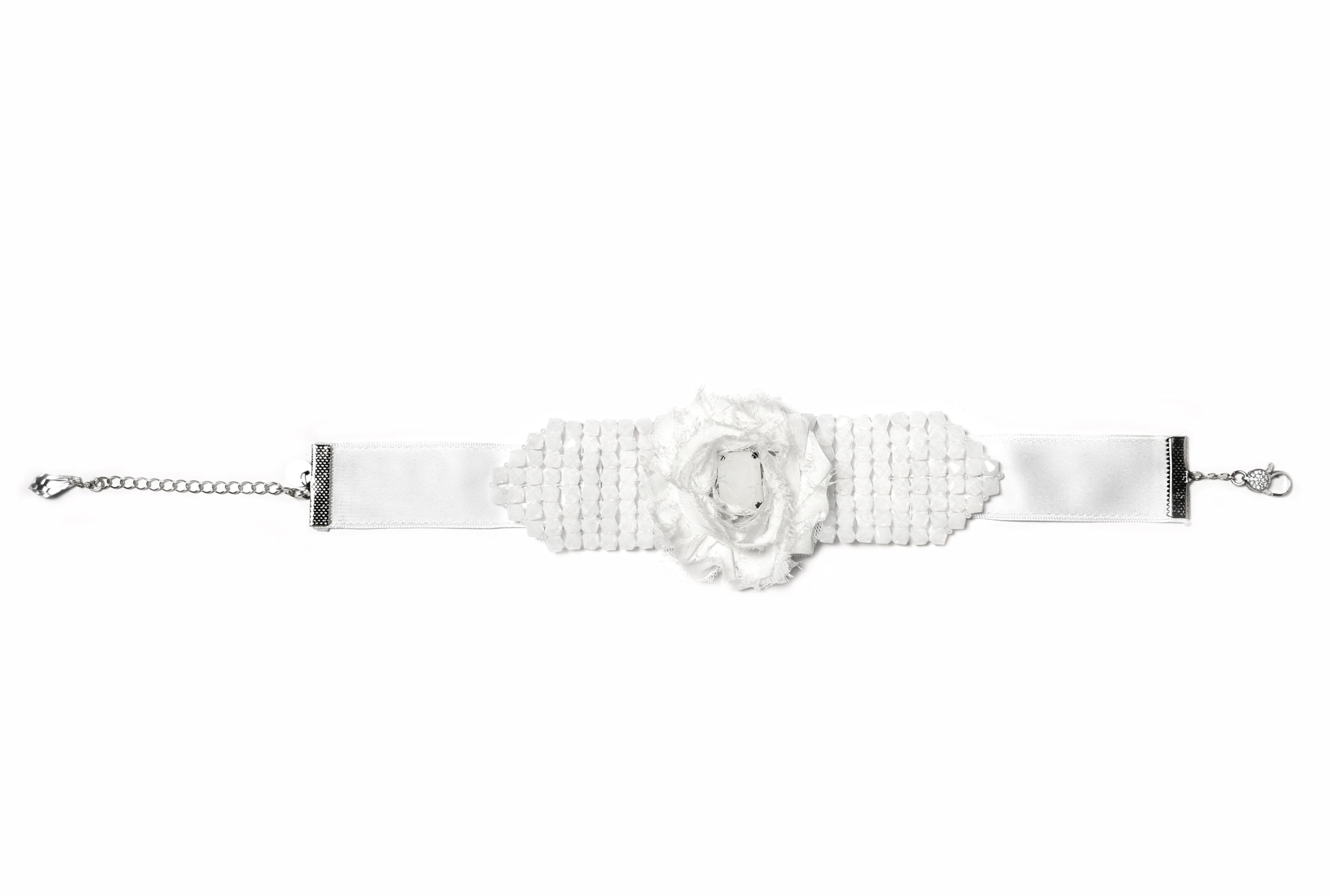 Collarino-Audrey-Bianco-aperto