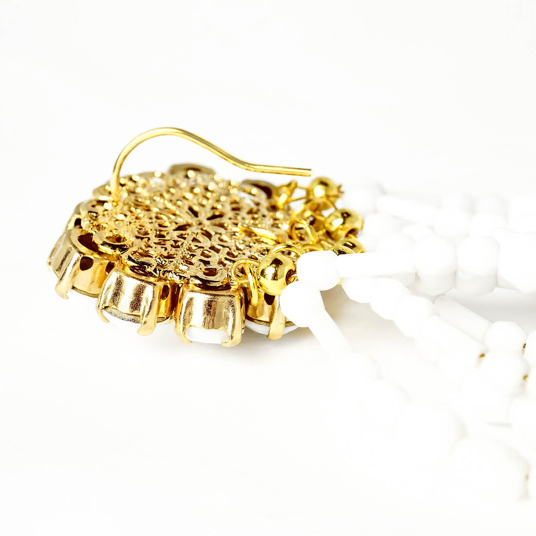 Orecchini-Palais-Royal-bianco-oro-dettaglio-retro